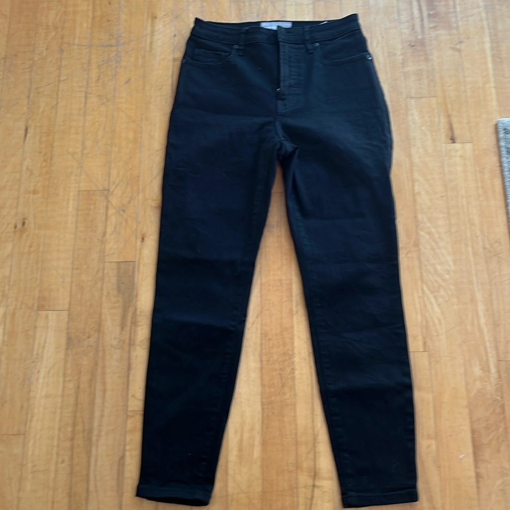 Everlane women’s curvy high rise skinny jeans